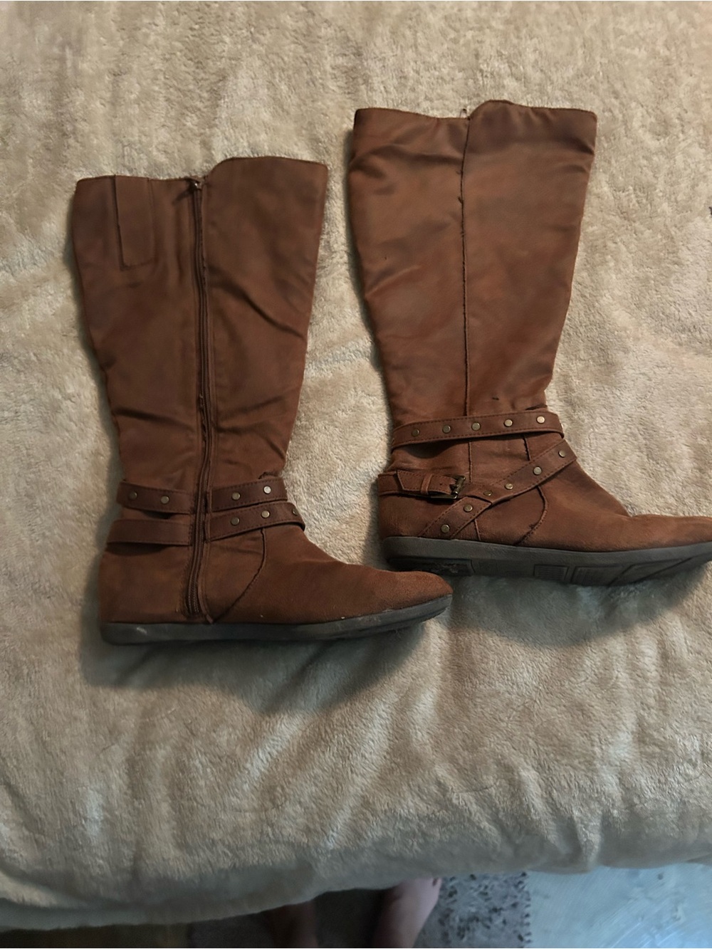 Fergalicious Women’s Brown Knee-High Buckle Strap Boots - Picture 2 of 4